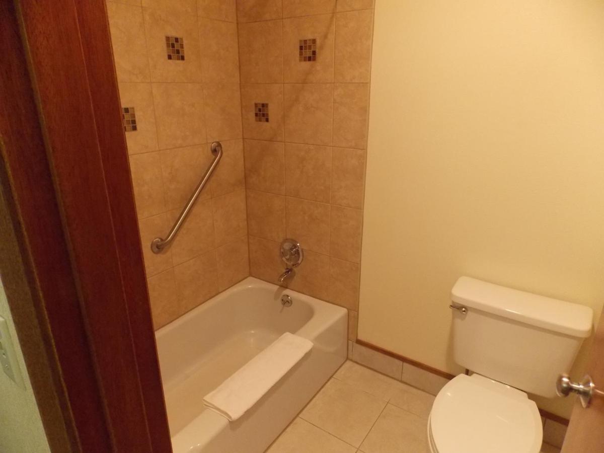 Western Hotel 3*
